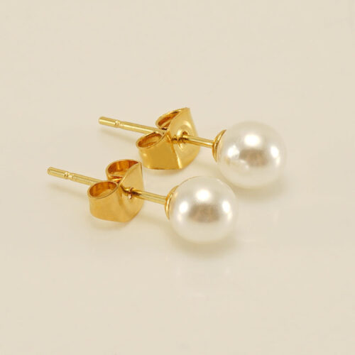 S925 Sterling Silver Needle Natural Freshwater Pearl Ear Studs